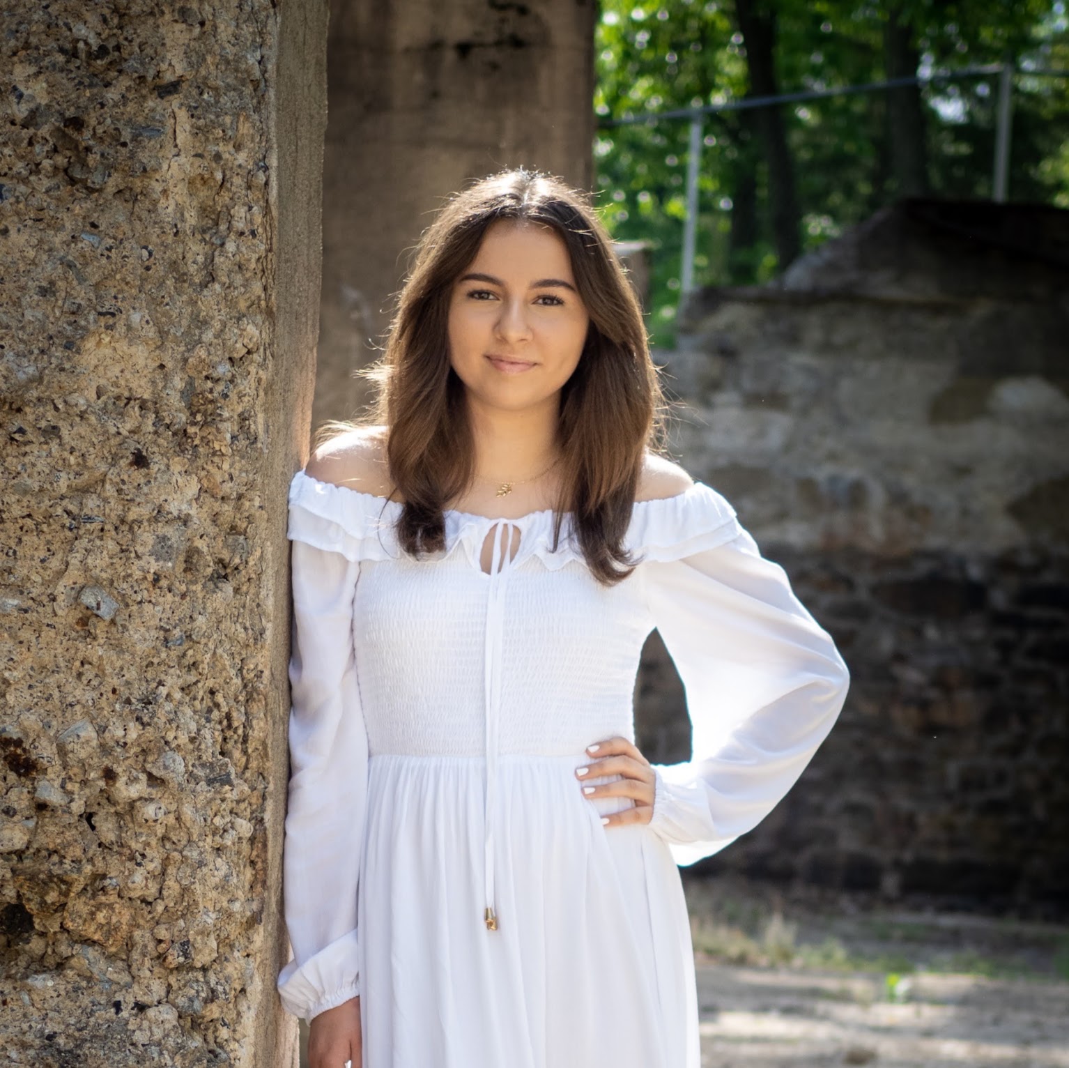 Jasmine Danweber Headshot