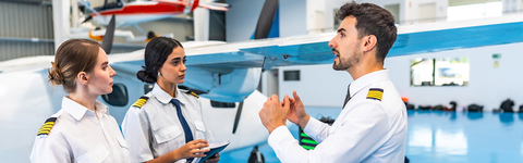 Pilot teaching students