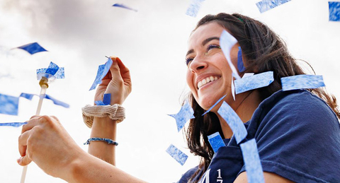 Accepted Students Day balloon pop